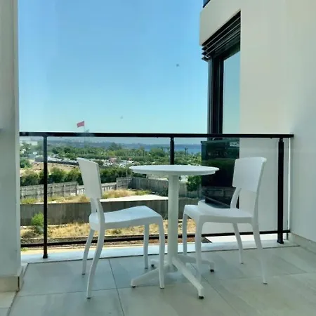 Vera Suites *