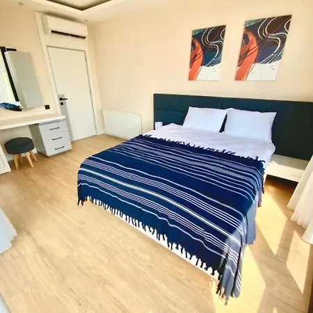 Vera Suites Апартаменты *